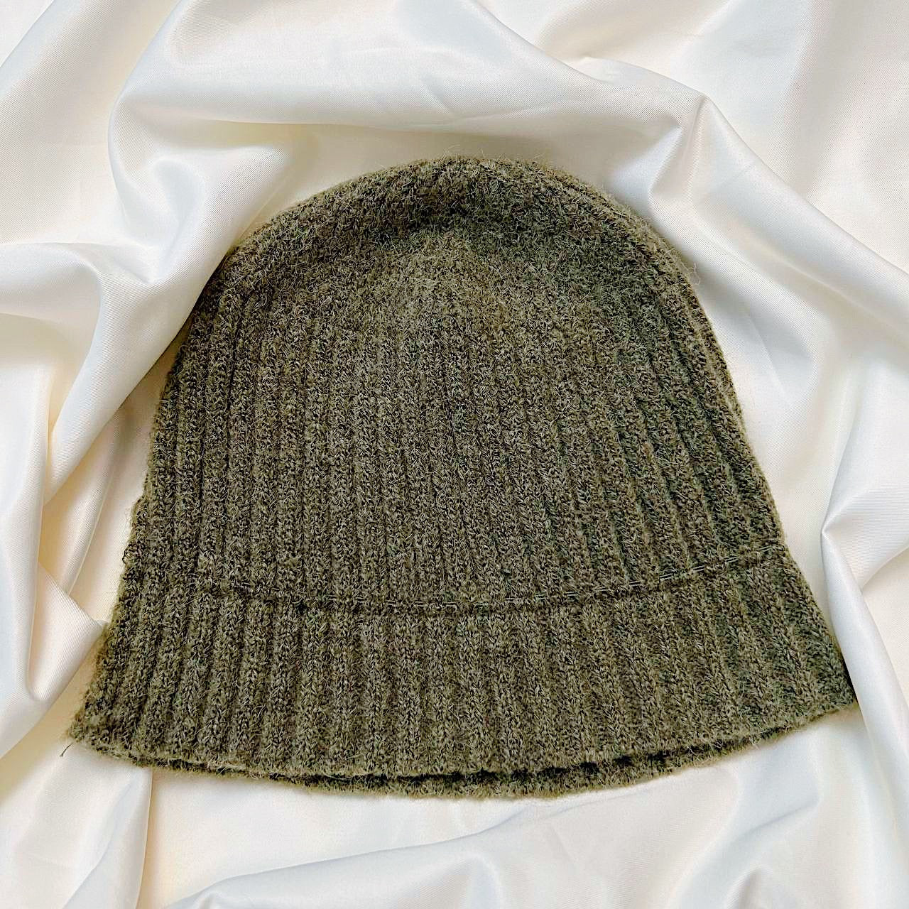 The Cozy Beanie - Qwerky Colour