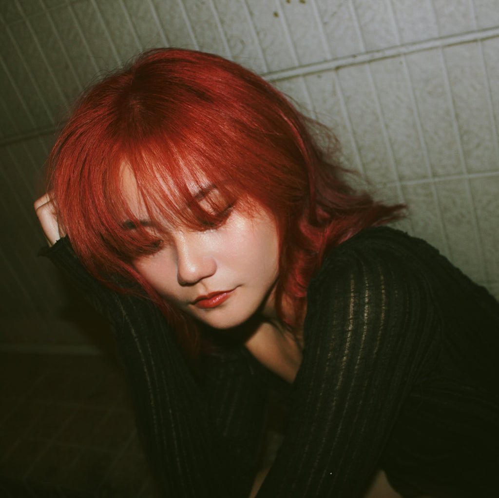 Dark Red Look - Qwerky Colour