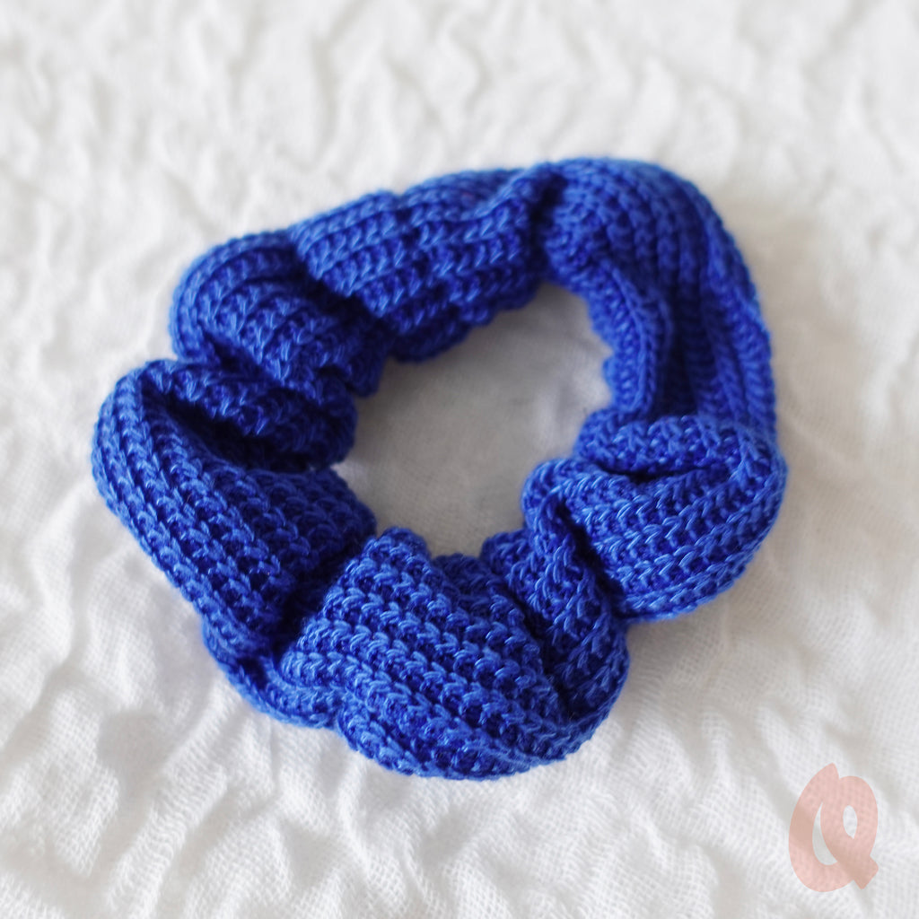 Knitted Scrunchie - Qwerky Colour