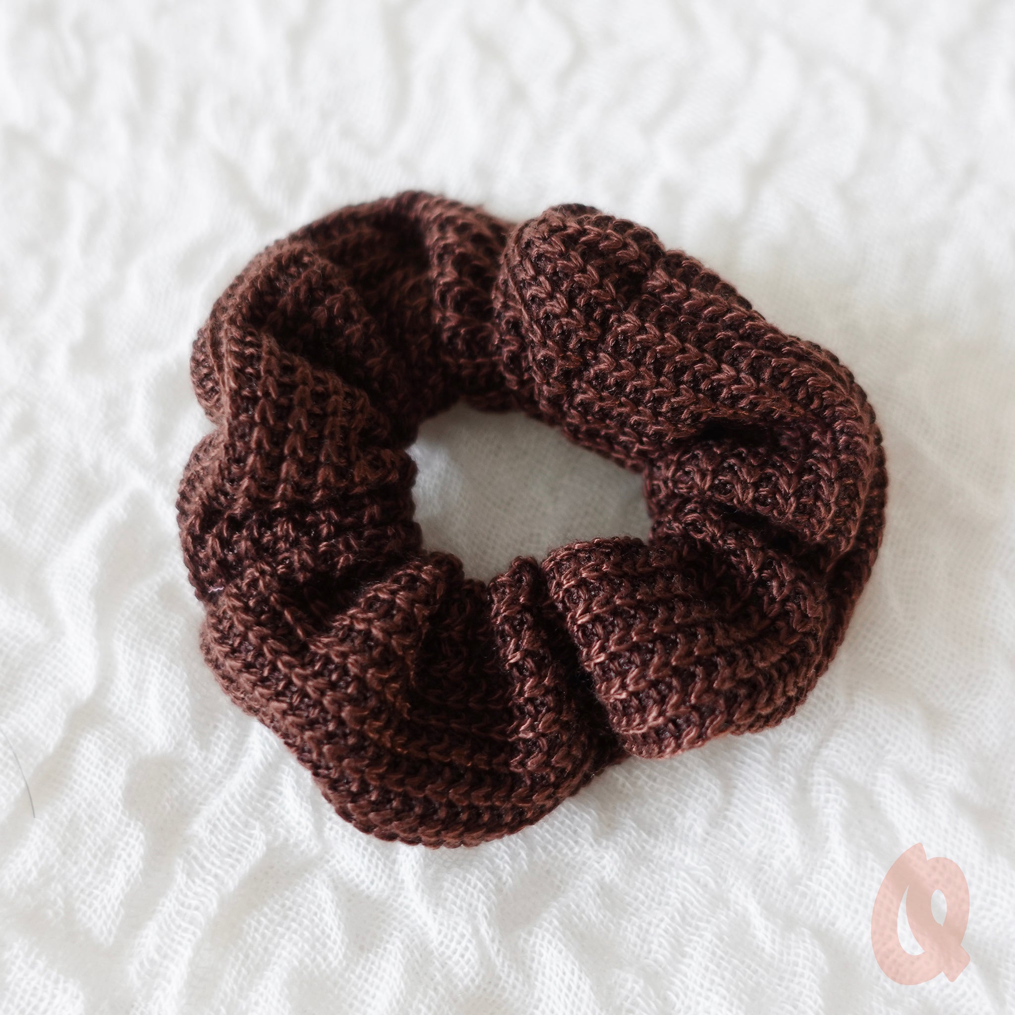 Knitted Scrunchie - Qwerky Colour