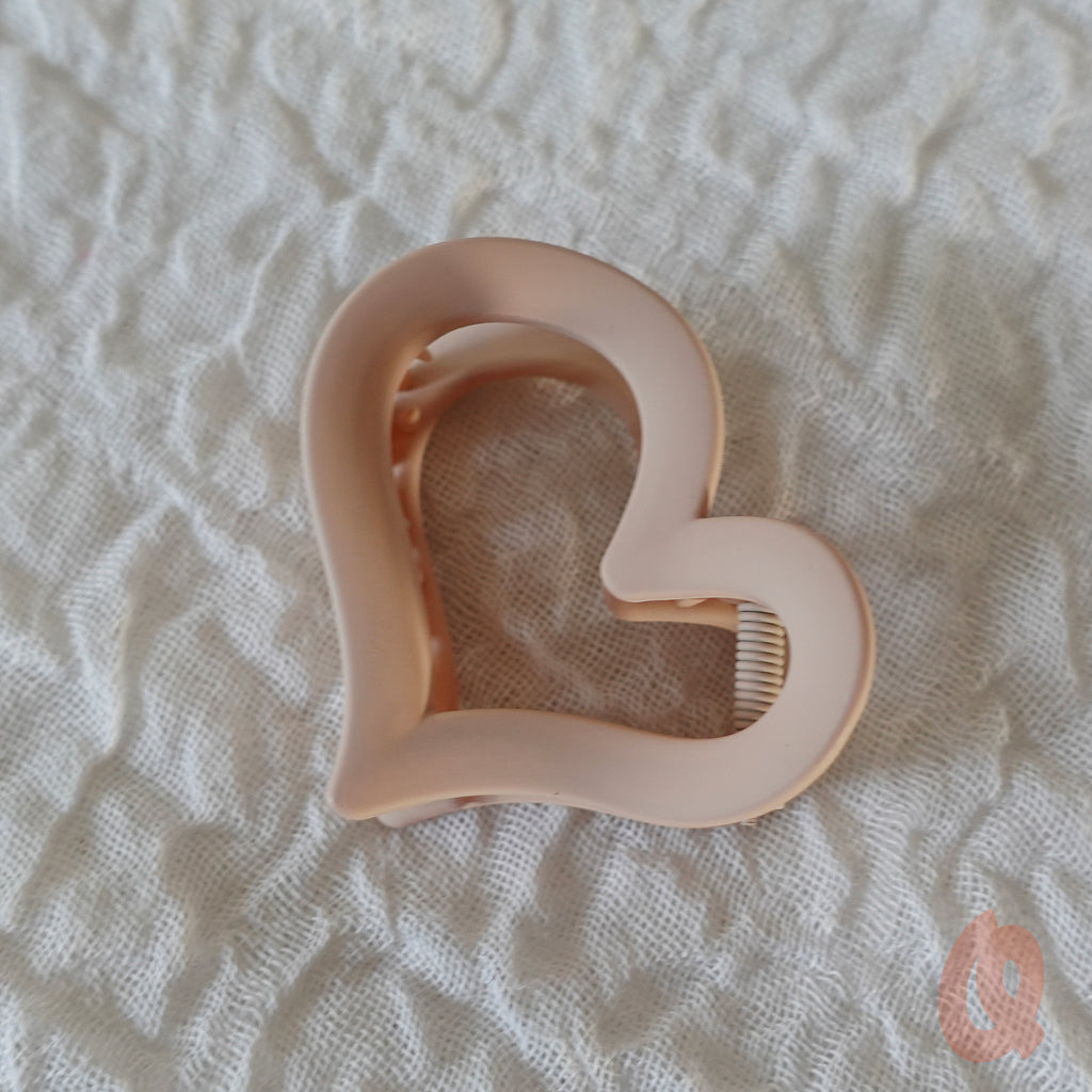 Lover's Claw Clip - Qwerky Colour