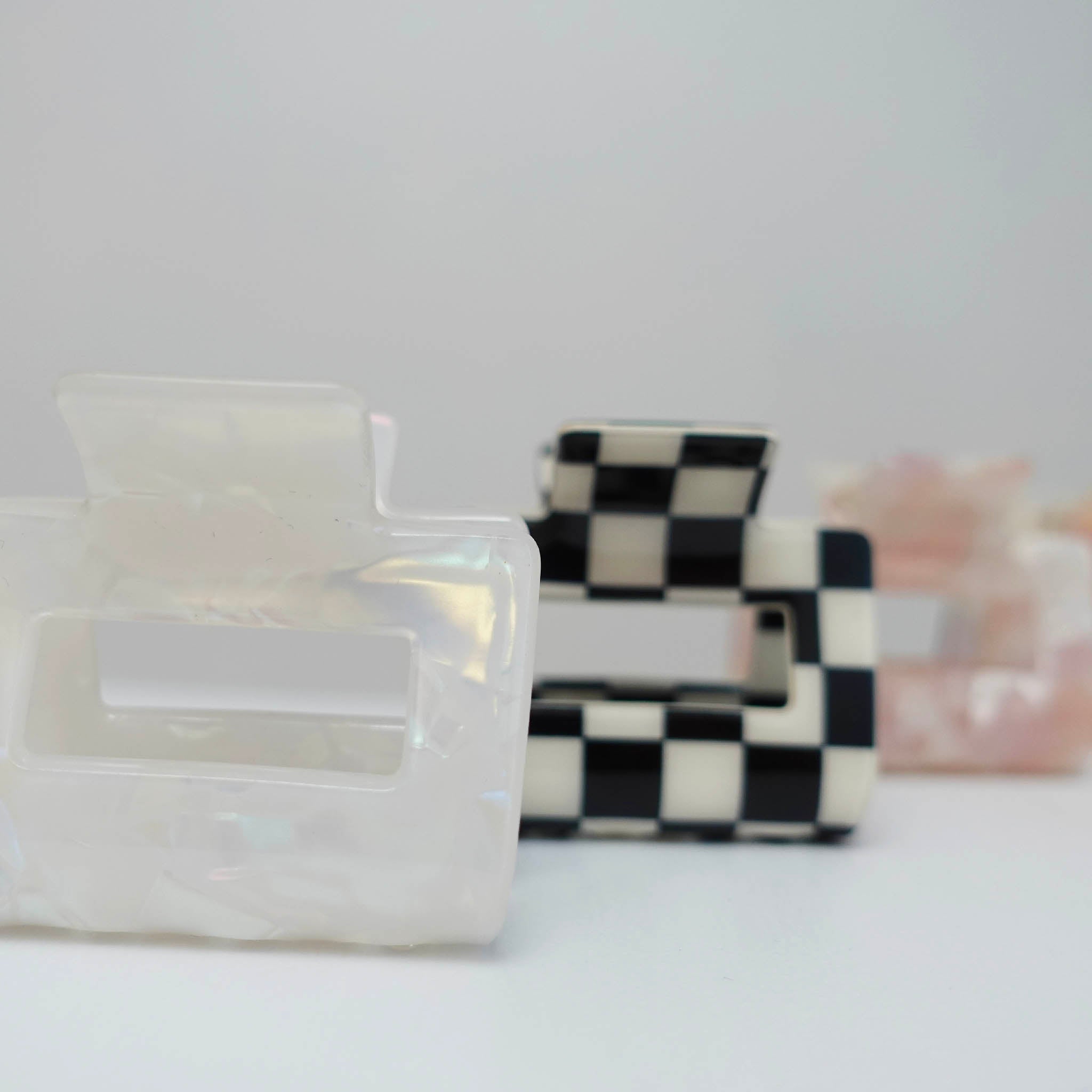 Cubic Claw Clip - Qwerky Colour