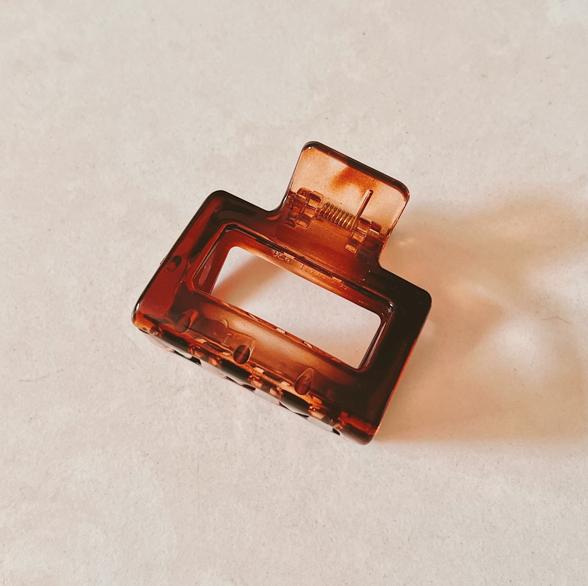 The Gentle Mini Claw Clip - Qwerky Colour