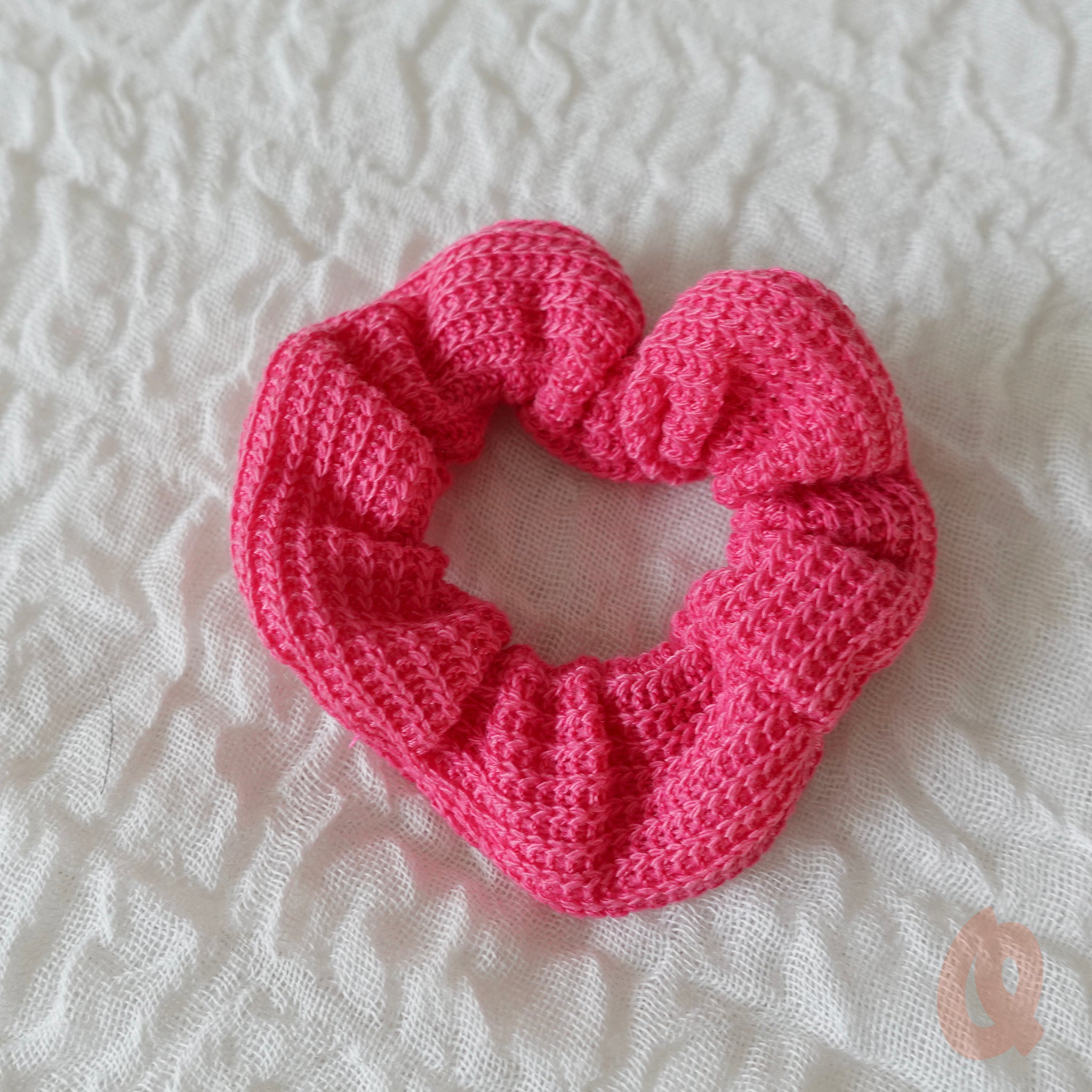 Knitted Scrunchie - Qwerky Colour
