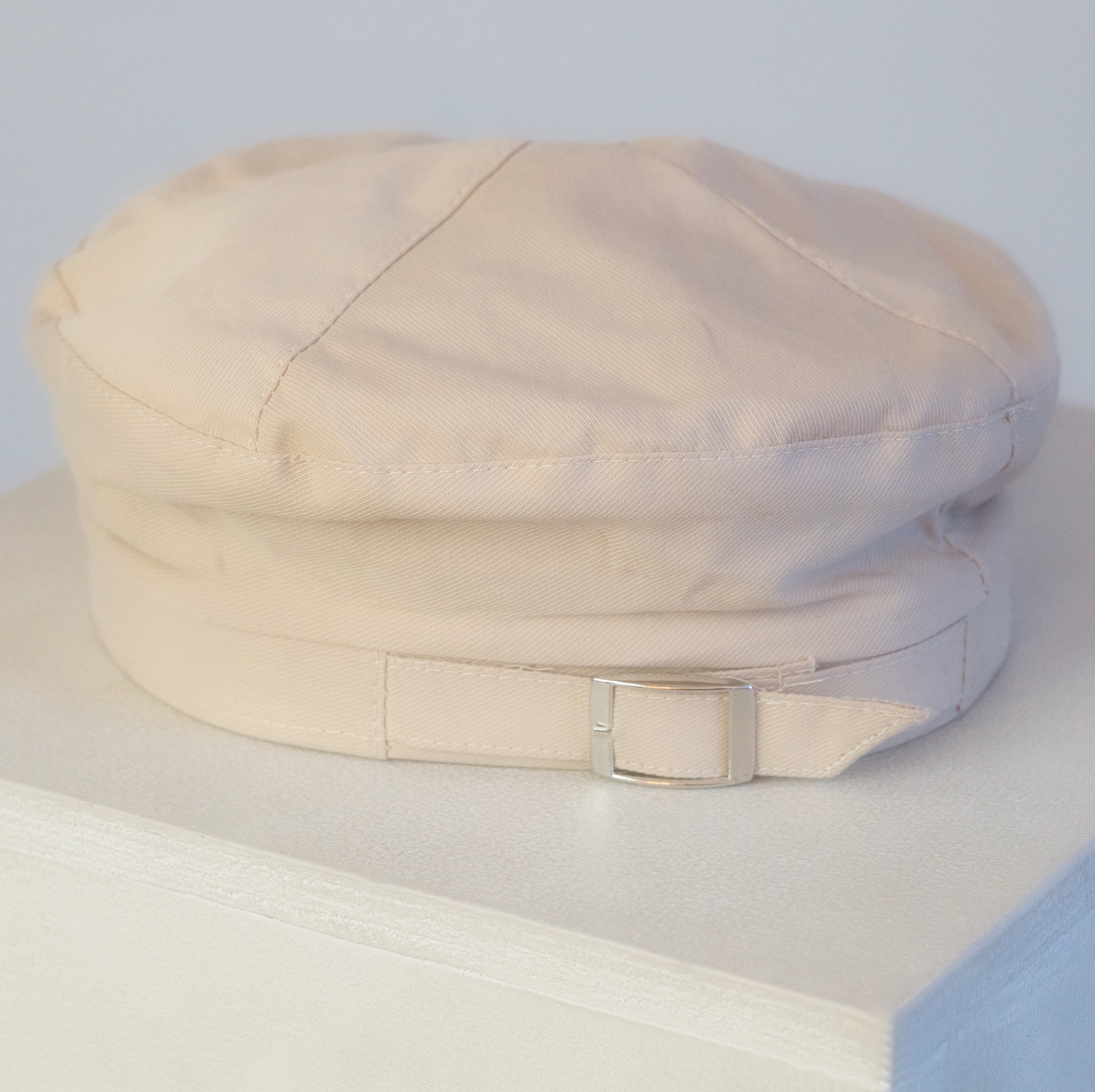 Buckle Up Beret - Qwerky Colour