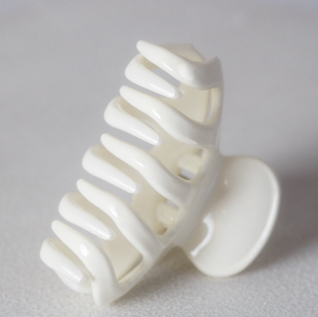 Hug Me Mini Claw Clip - Qwerky Colour