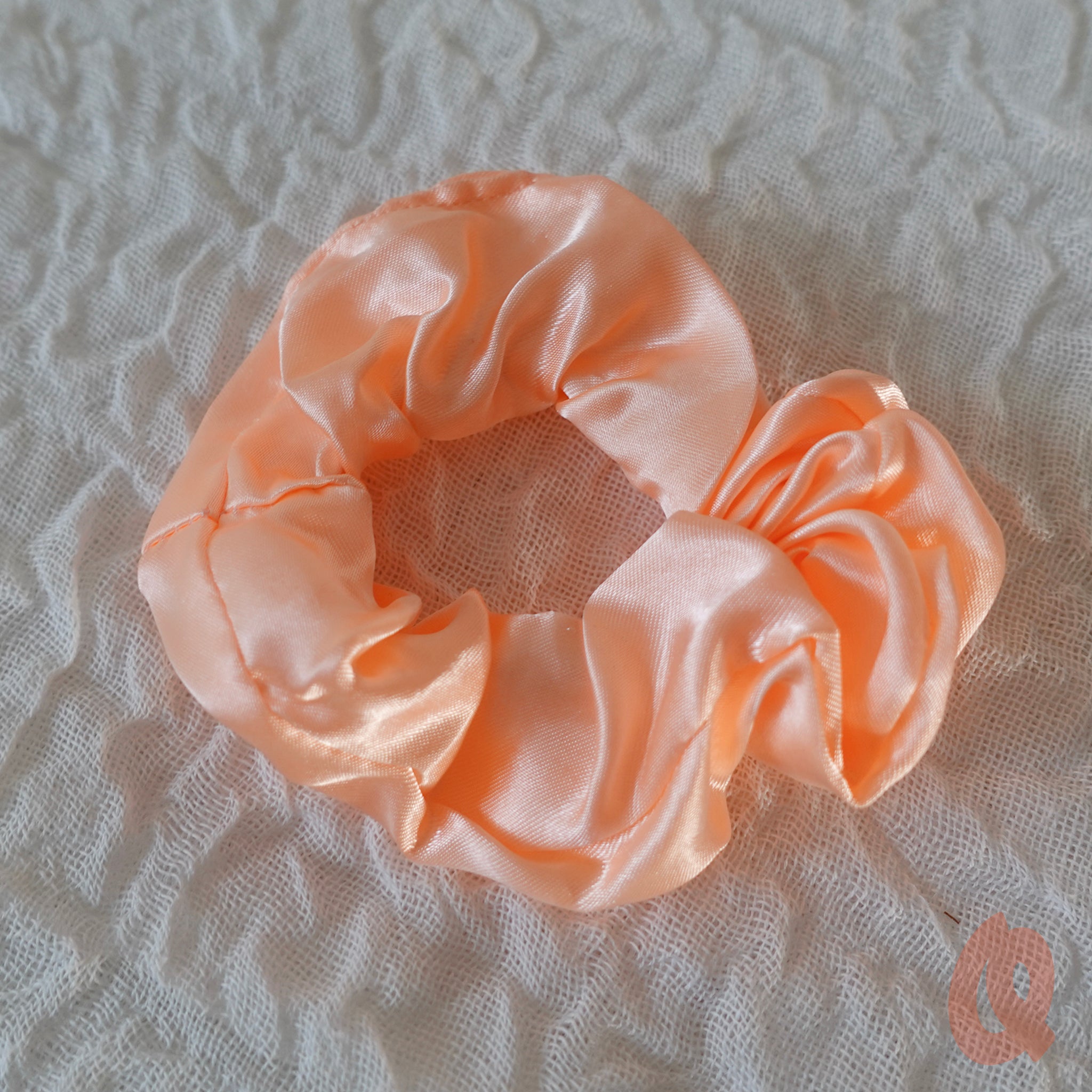 Cheer Scrunchie - Qwerky Colour