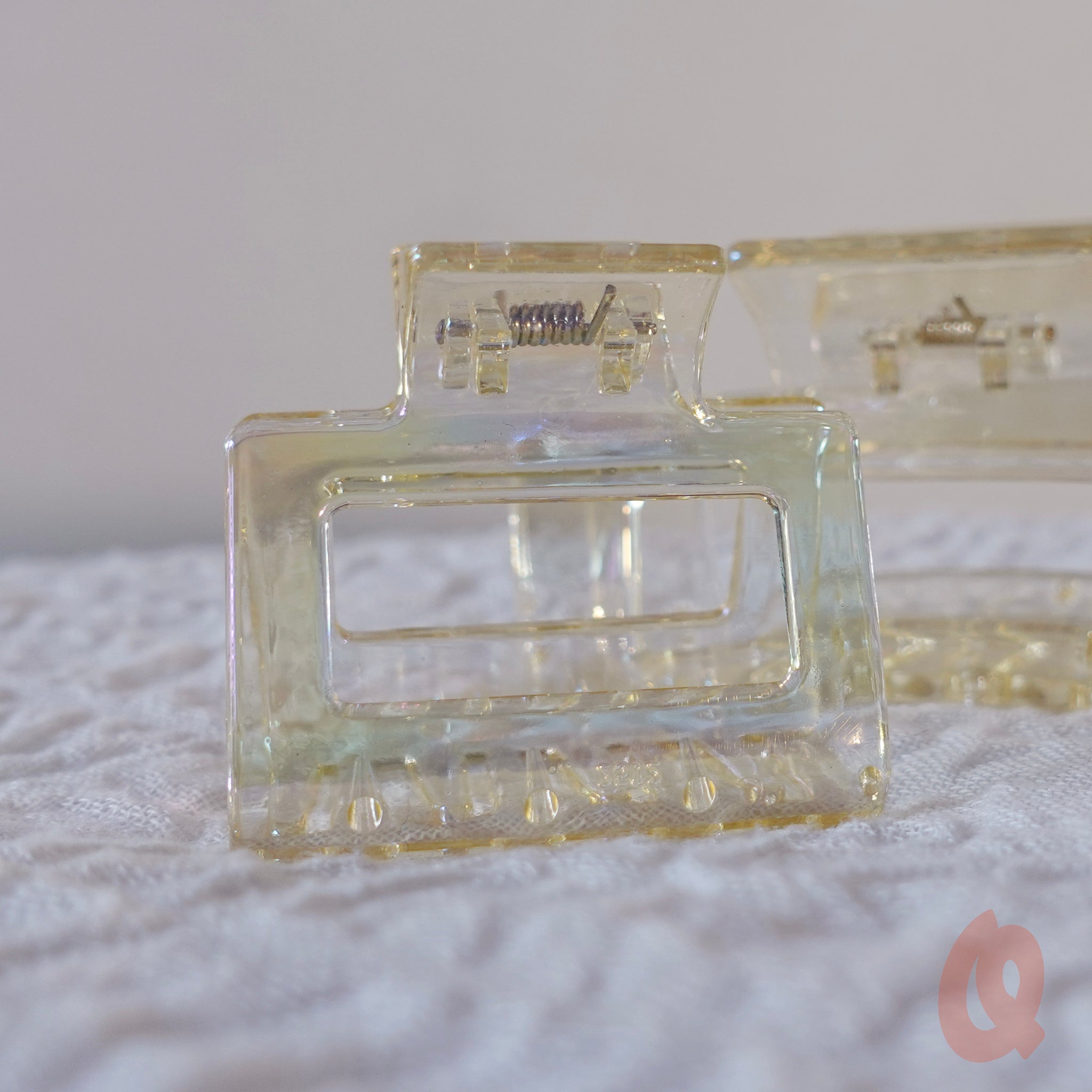 Prismatic Claw Clips - Qwerky Colour