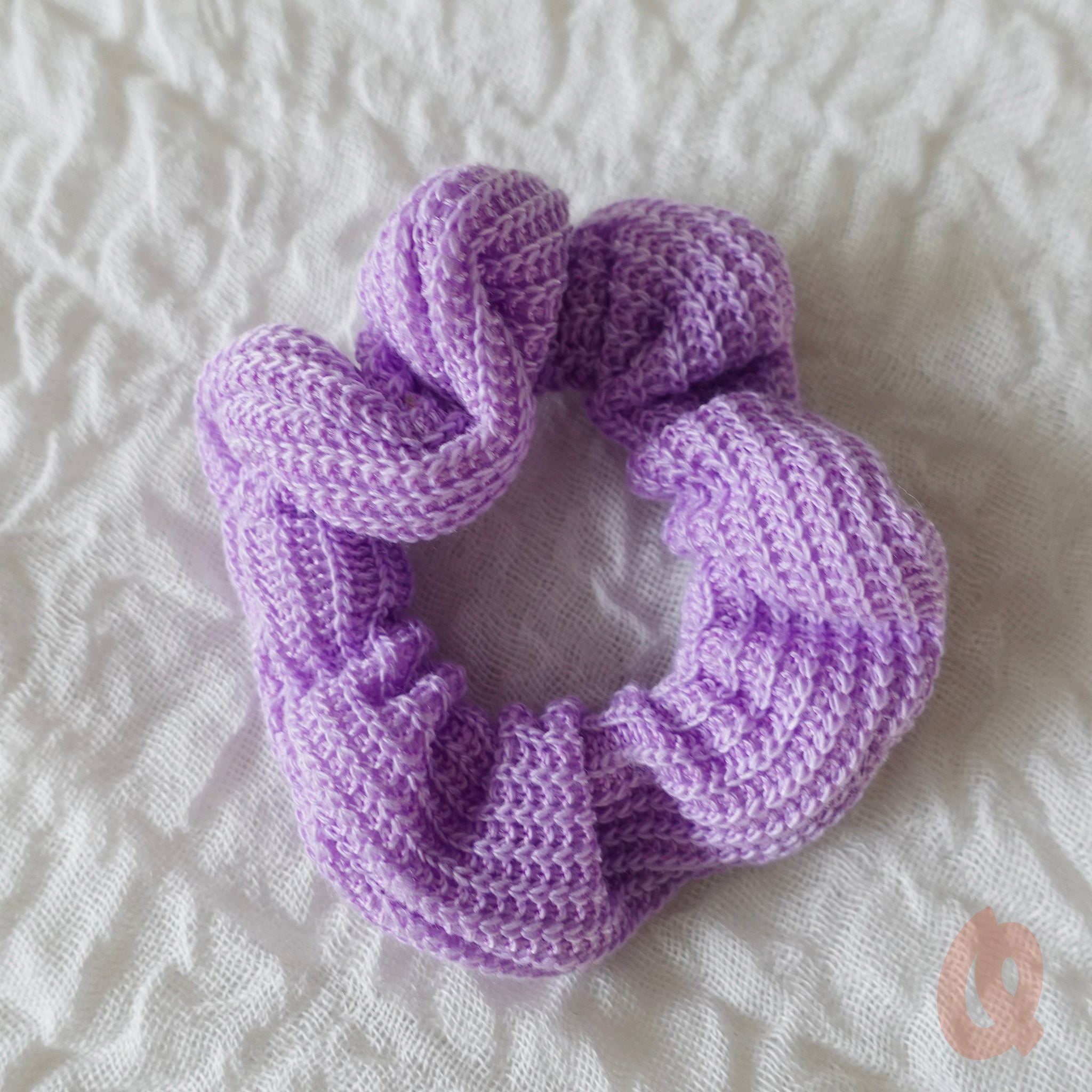 Knitted Scrunchie - Qwerky Colour