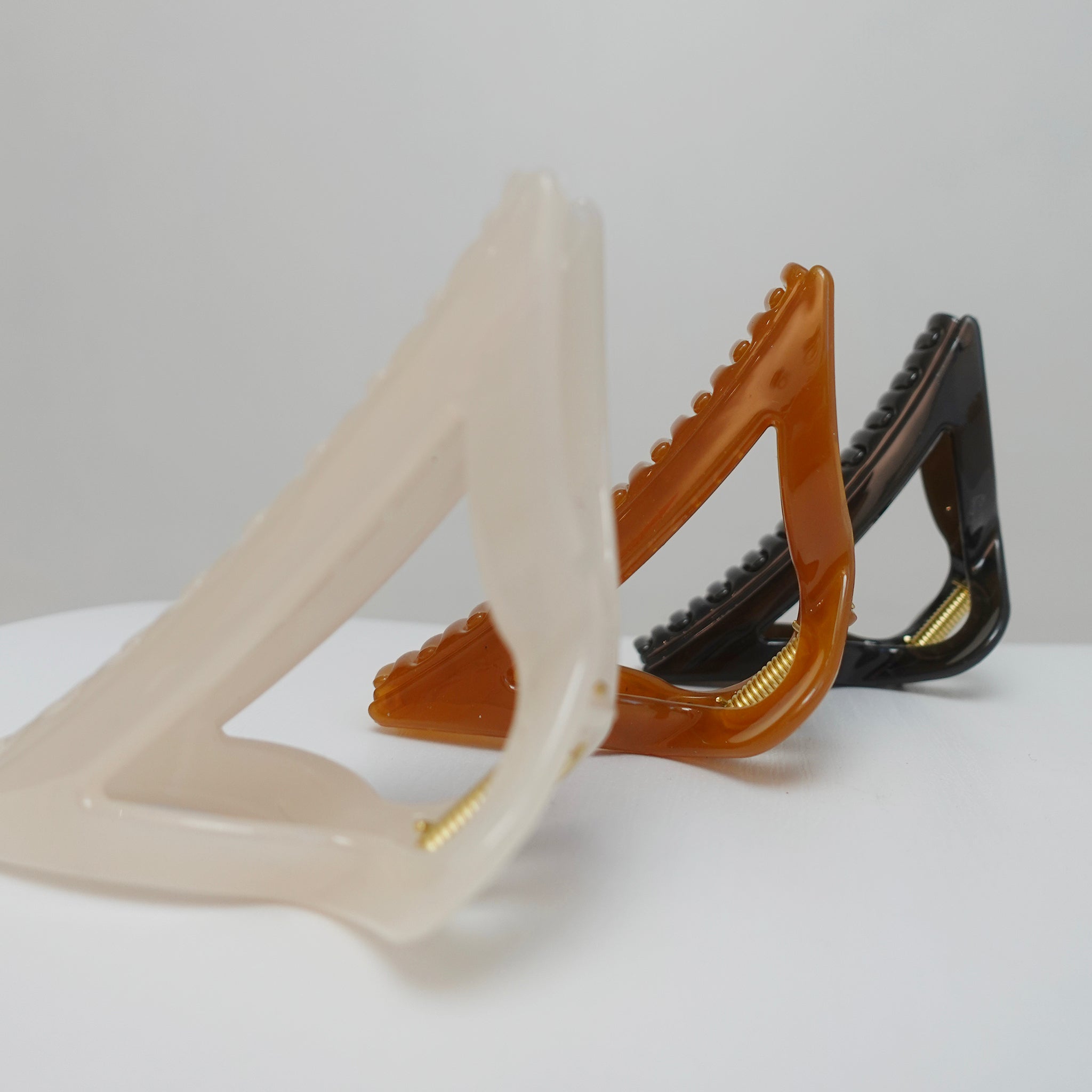 Shan Claw Clip - Qwerky Colour